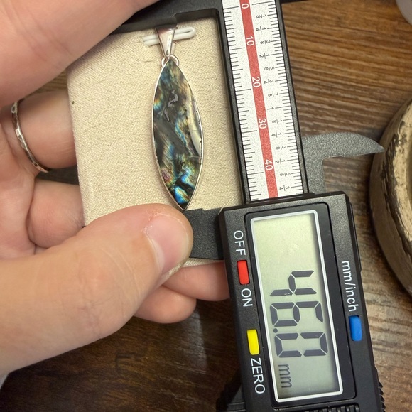 Labradorite pendant - Picture 5 of 5